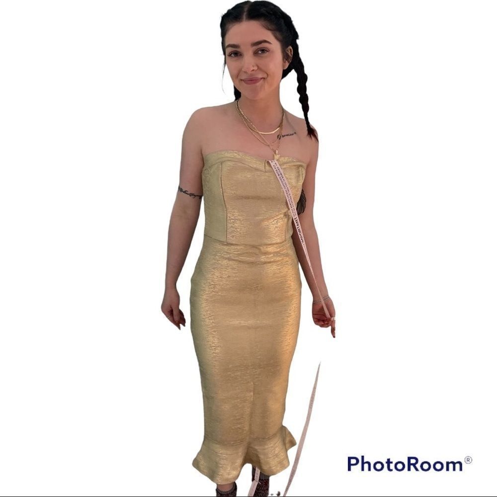 𝅺EMPRADA Gold StraplessDress Size Med NEW no tags